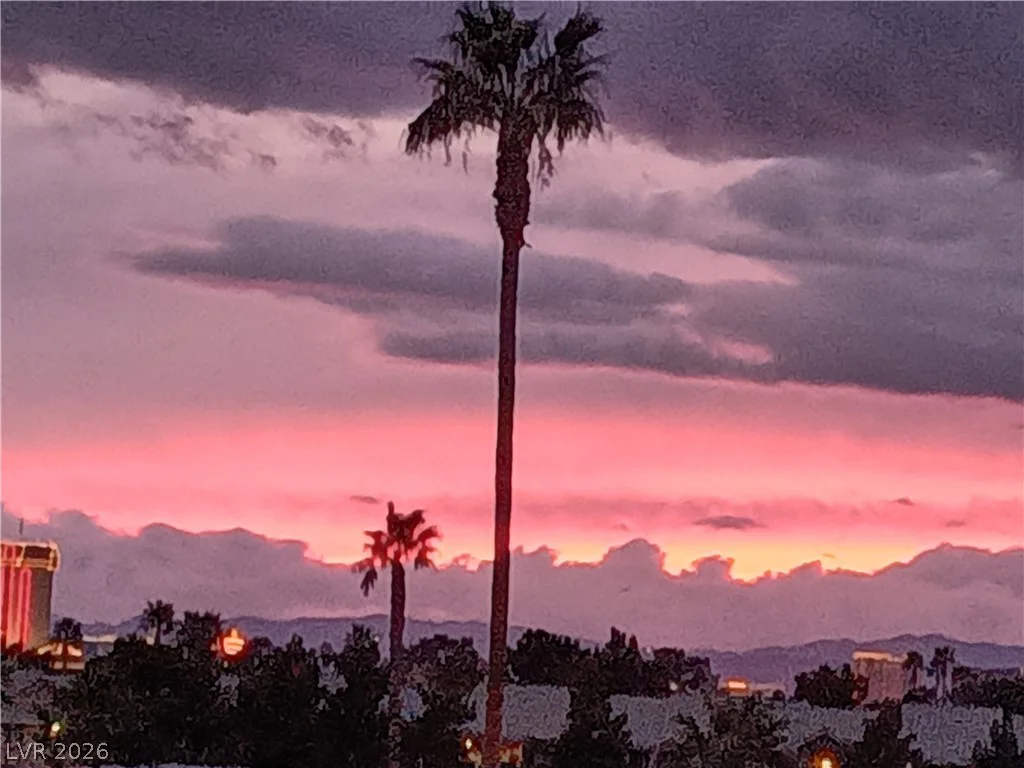2725 Nellis, Las Vegas, NV 89121
