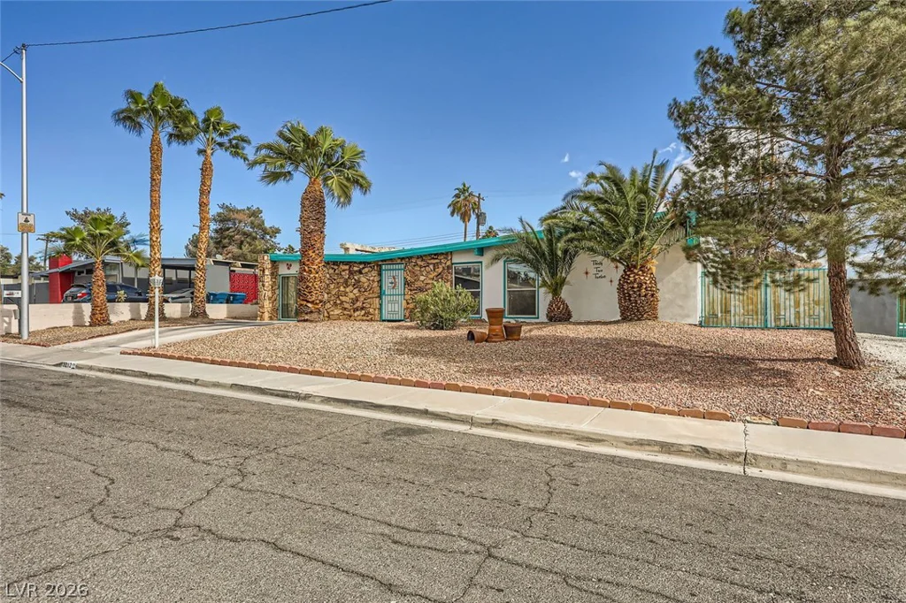 3212 Sundown, Las Vegas, NV 89169