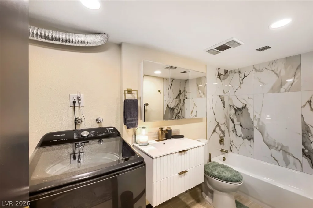 3212 Sundown, Las Vegas, NV 89169