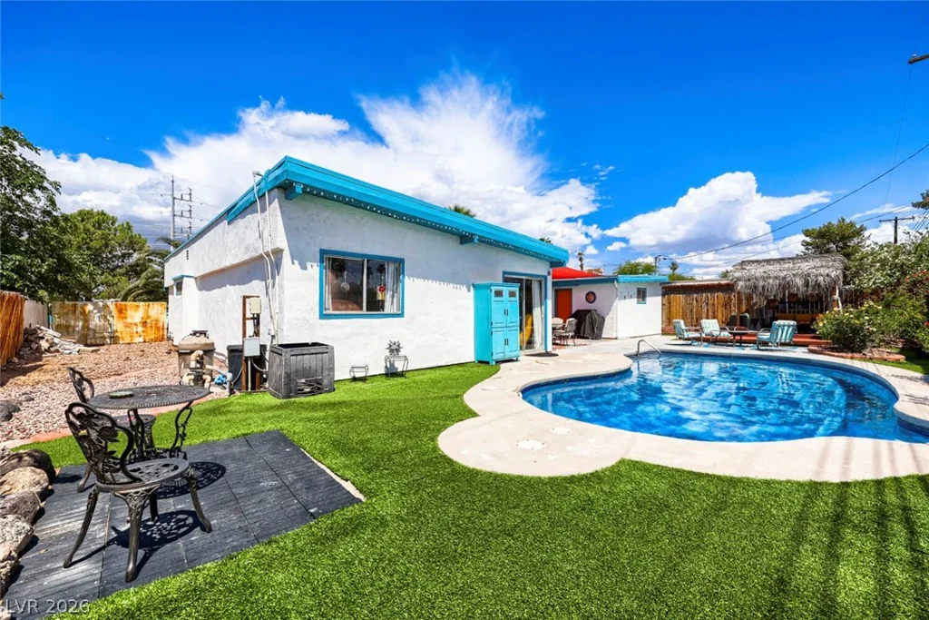 3212 Sundown, Las Vegas, NV 89169