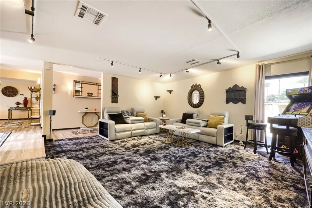 3212 Sundown, Las Vegas, NV 89169
