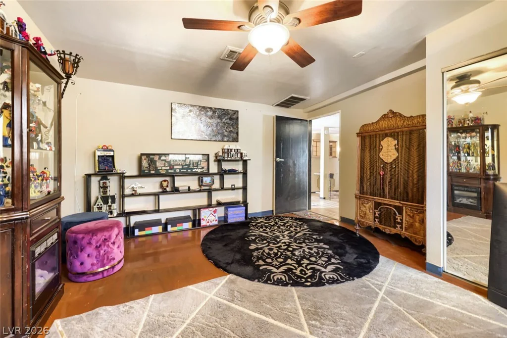 3212 Sundown, Las Vegas, NV 89169