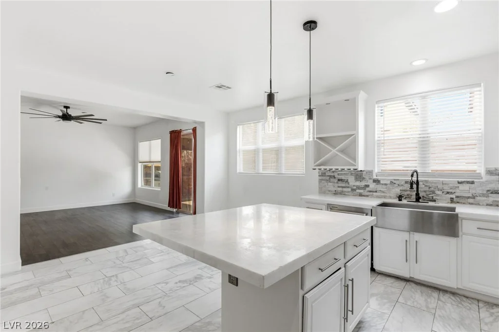 2612 Cattrack, North Las Vegas, NV 89081