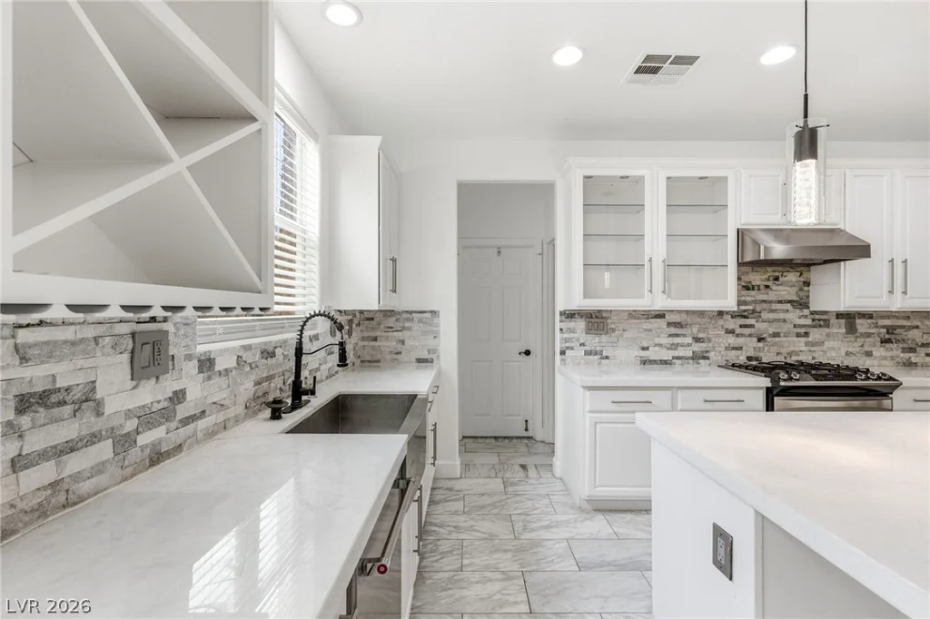 2612 Cattrack, North Las Vegas, NV 89081
