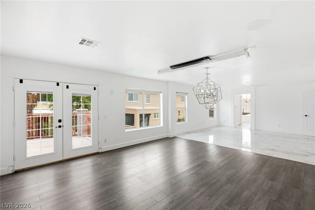 2612 Cattrack, North Las Vegas, NV 89081
