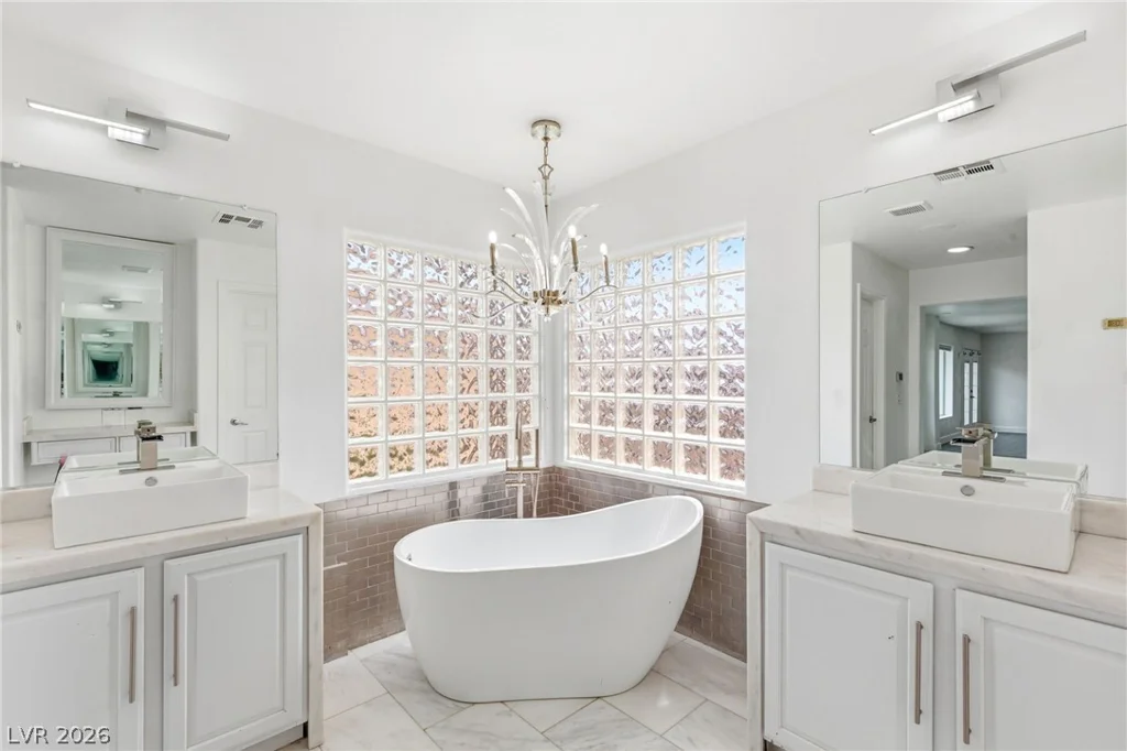 2612 Cattrack, North Las Vegas, NV 89081