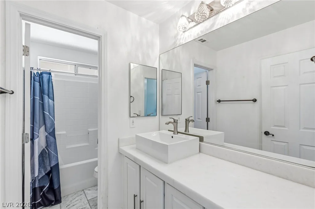 2612 Cattrack, North Las Vegas, NV 89081
