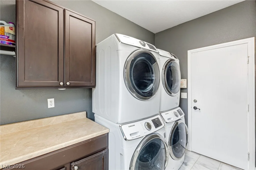 2612 Cattrack, North Las Vegas, NV 89081