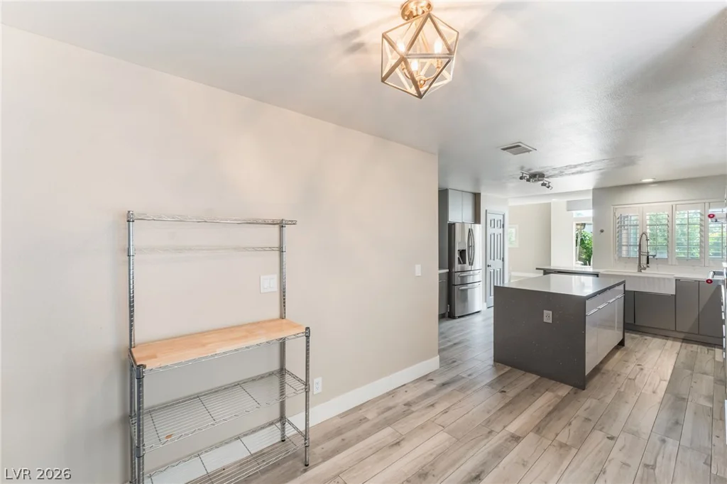 2608 Ironside, Las Vegas, NV 89108