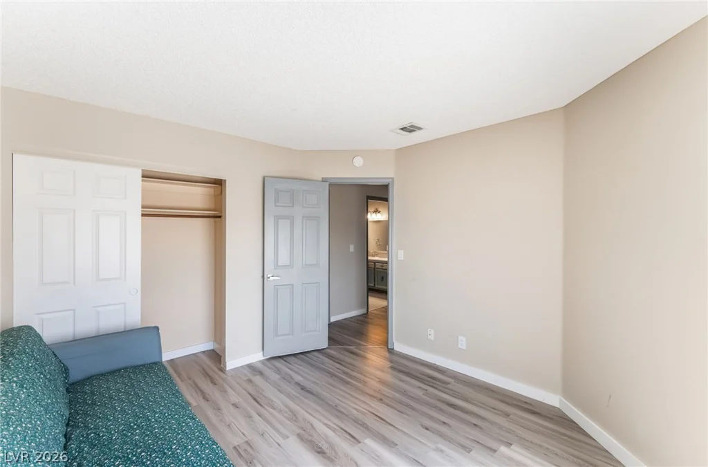 2608 Ironside, Las Vegas, NV 89108