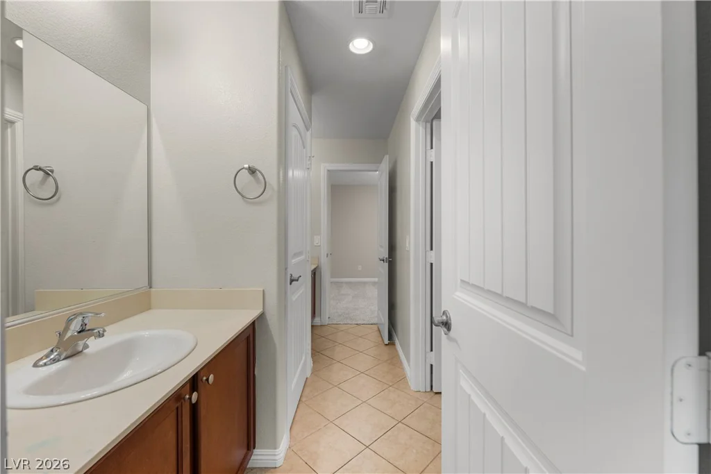 6834 Majestic Palm, Las Vegas, NV 89122