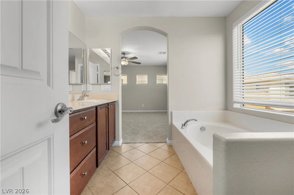 6834 Majestic Palm, Las Vegas, NV 89122