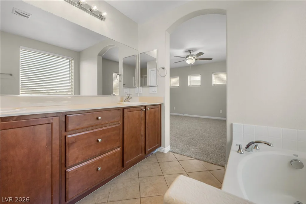 6834 Majestic Palm, Las Vegas, NV 89122