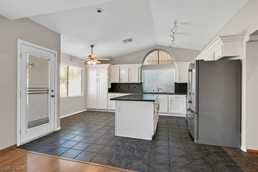 1038 Twin Berry, Henderson, NV 89002