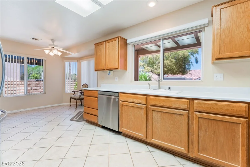 8524 Linderwood, Las Vegas, NV 89134