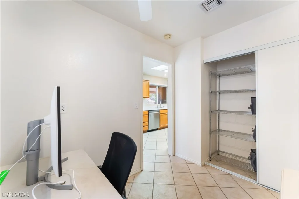 8524 Linderwood, Las Vegas, NV 89134