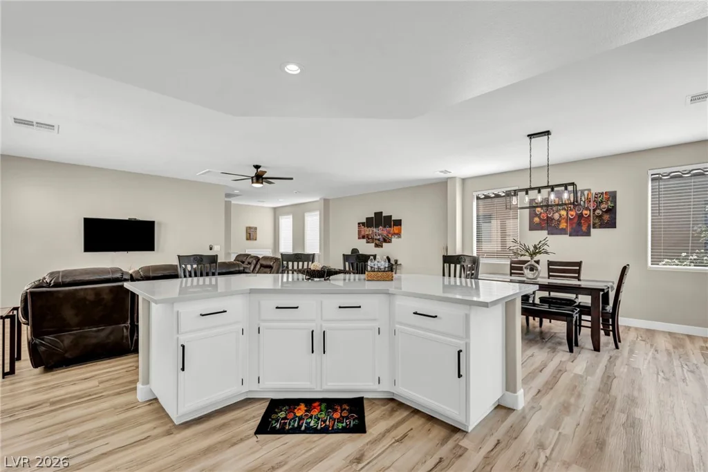 4829 Canary Diamond, Las Vegas, NV 89139
