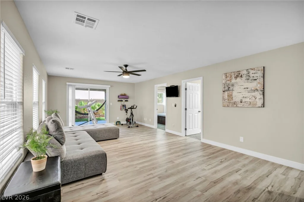 4829 Canary Diamond, Las Vegas, NV 89139