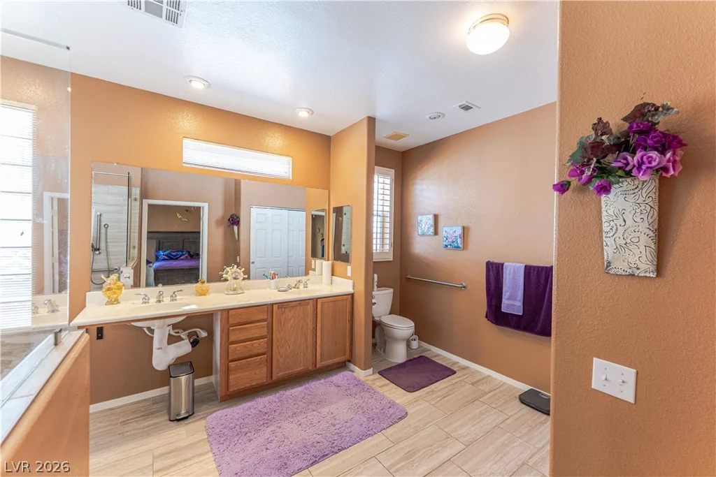 2326 Bahama Point, North Las Vegas, NV 89031