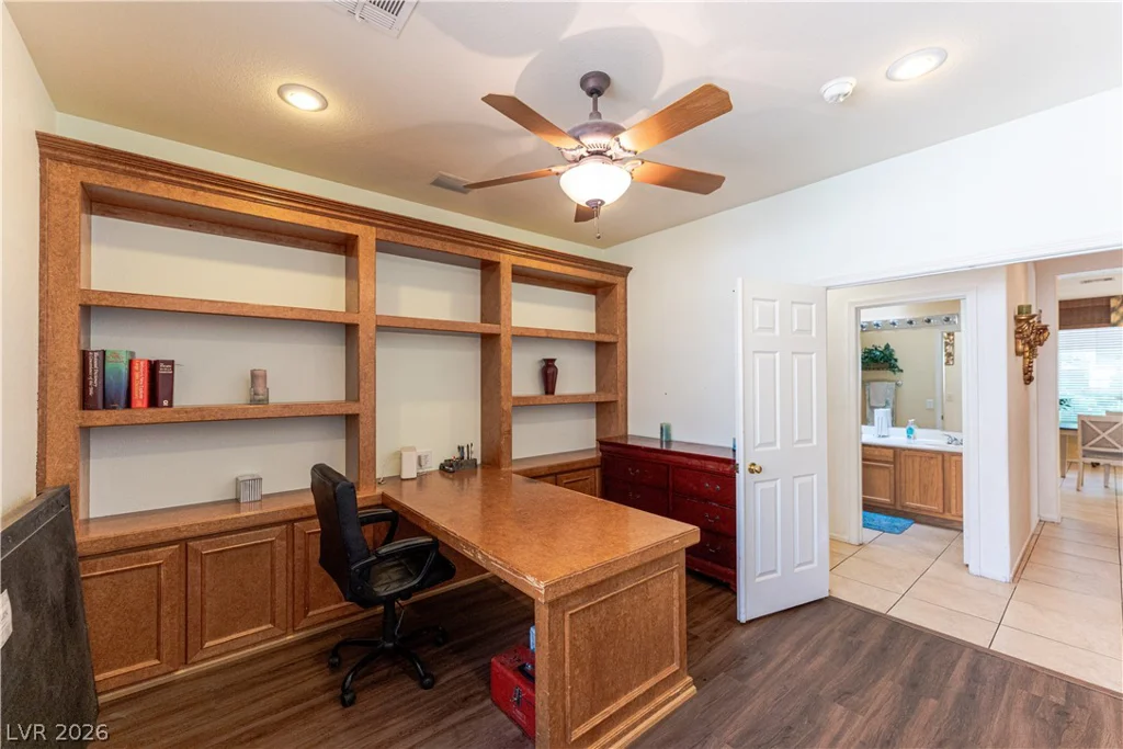 2326 Bahama Point, North Las Vegas, NV 89031
