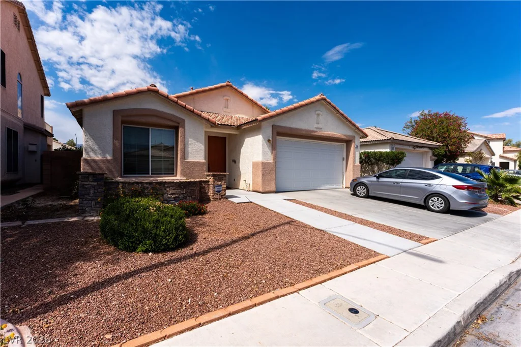 2326 Bahama Point, North Las Vegas, NV 89031