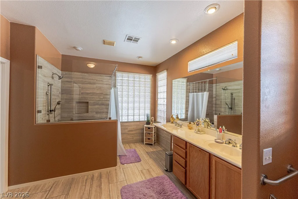 2326 Bahama Point, North Las Vegas, NV 89031