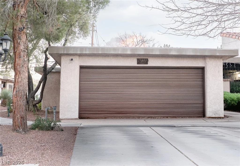 2451 Domingo, Las Vegas, NV 89121
