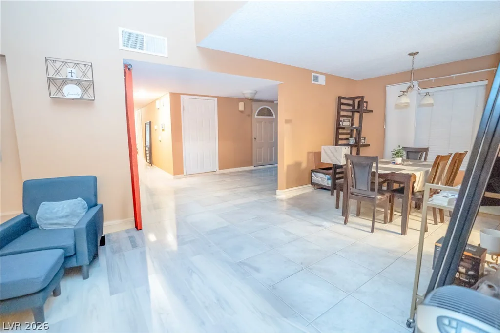 2451 Domingo, Las Vegas, NV 89121