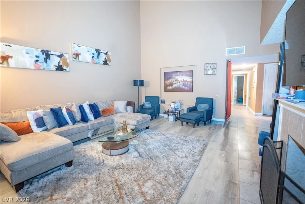 2451 Domingo, Las Vegas, NV 89121
