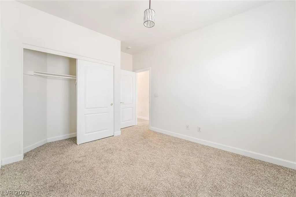 5725 Awakening, North Las Vegas, NV 89081