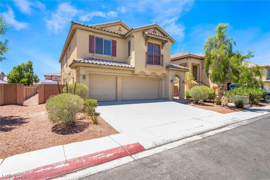 5725 Awakening, North Las Vegas, NV 89081