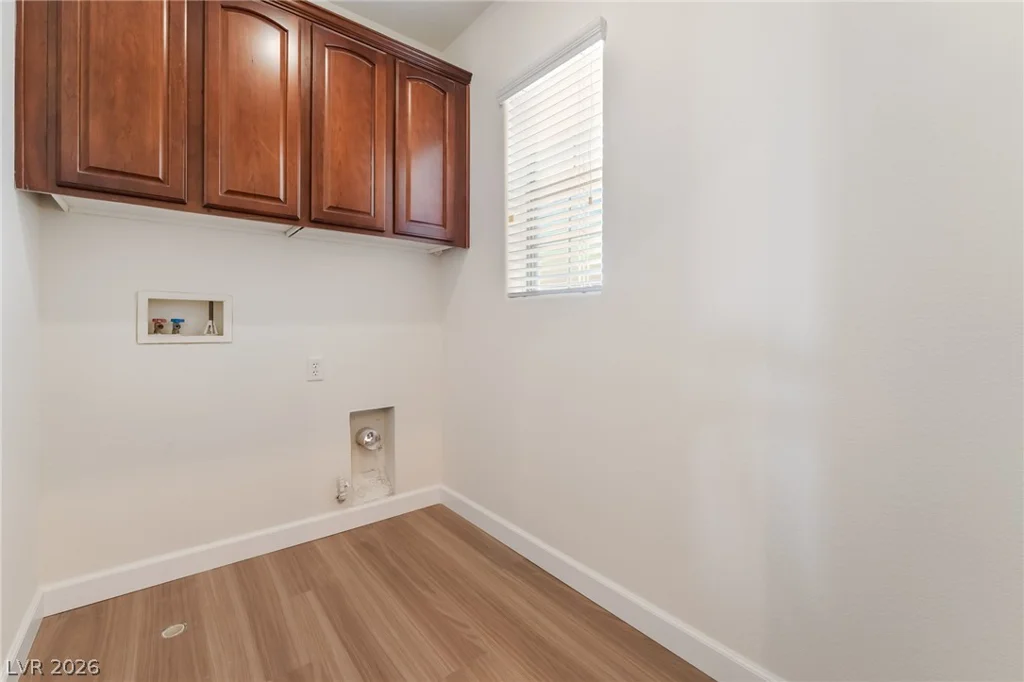5725 Awakening, North Las Vegas, NV 89081