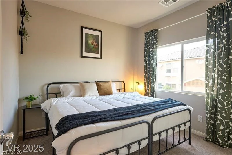 6302 Jackson Spring, Las Vegas, NV 89118