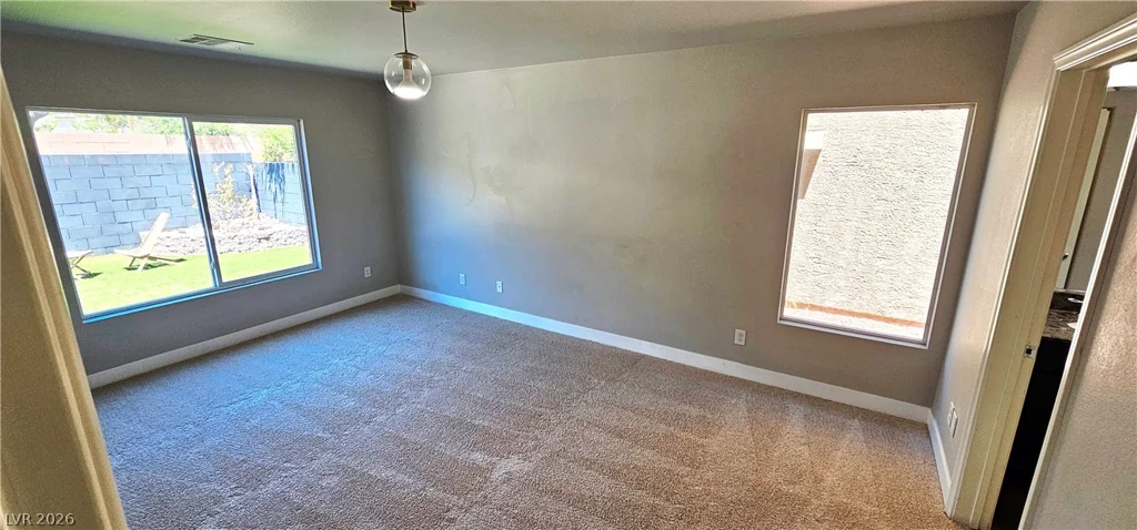 6302 Jackson Spring, Las Vegas, NV 89118