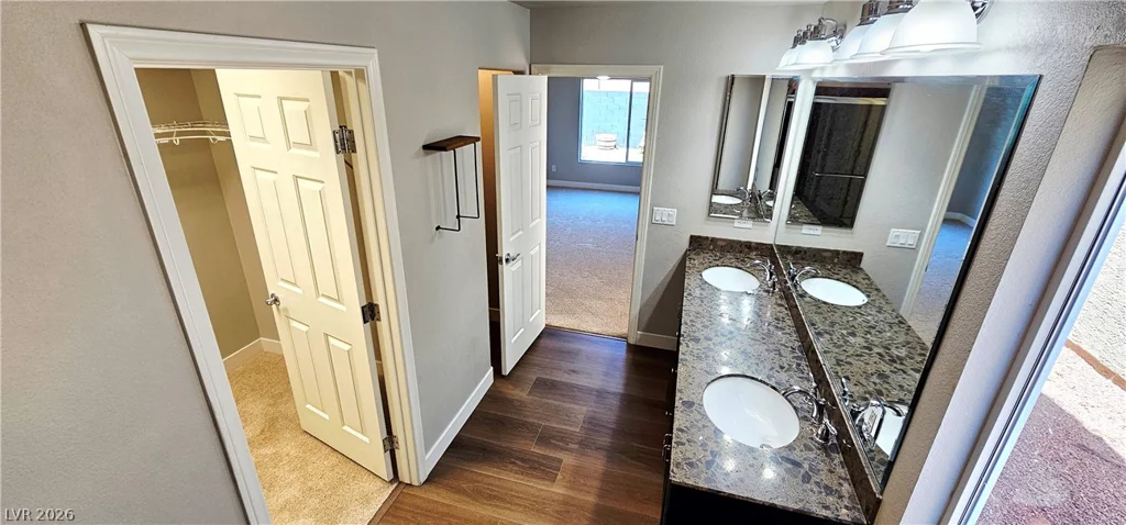 6302 Jackson Spring, Las Vegas, NV 89118