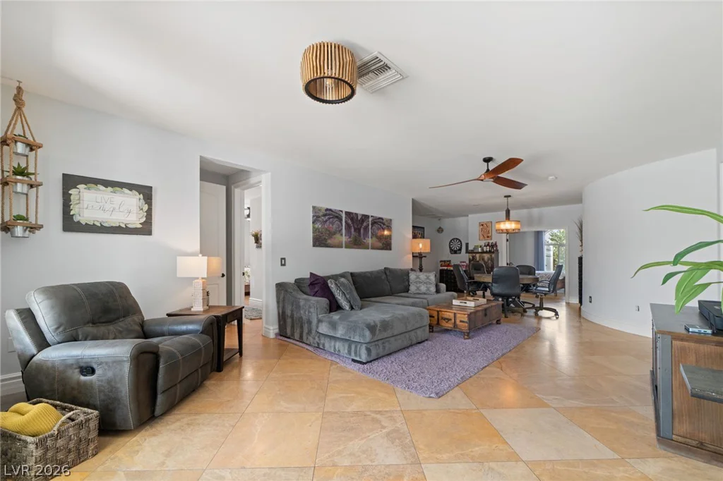 4005 Richmar, Las Vegas, NV 89139