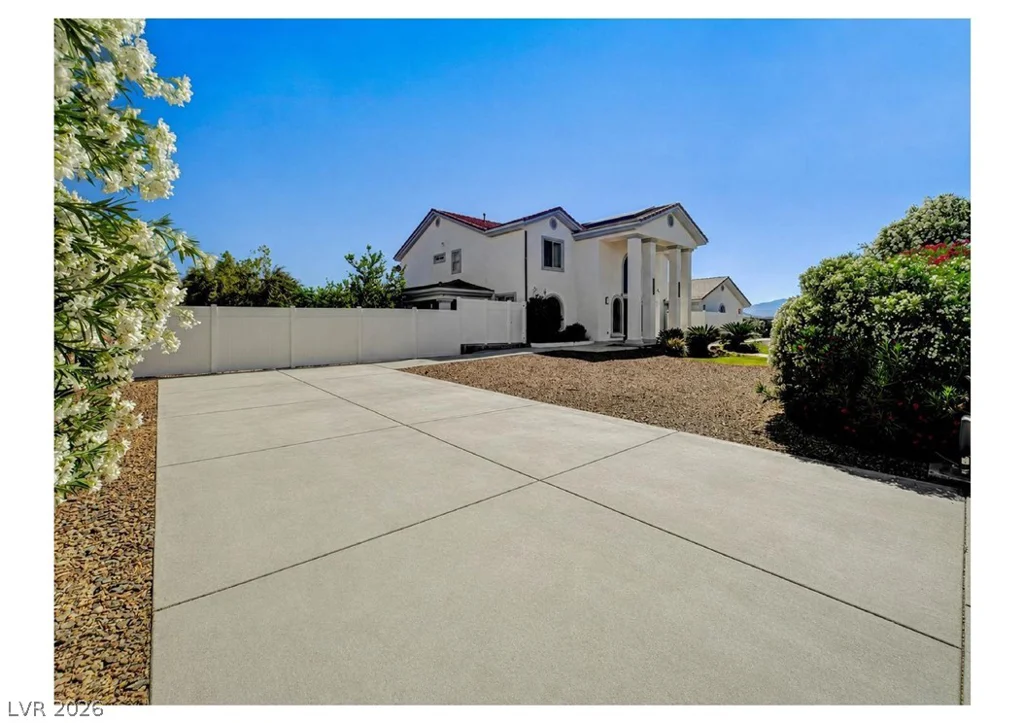 4005 Richmar, Las Vegas, NV 89139