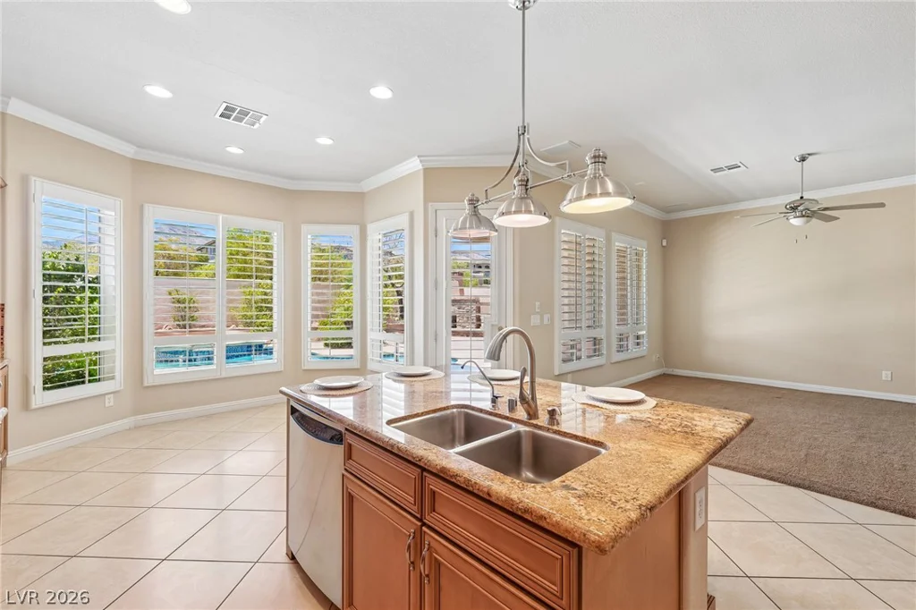 325 Corsicana, Las Vegas, NV 89138