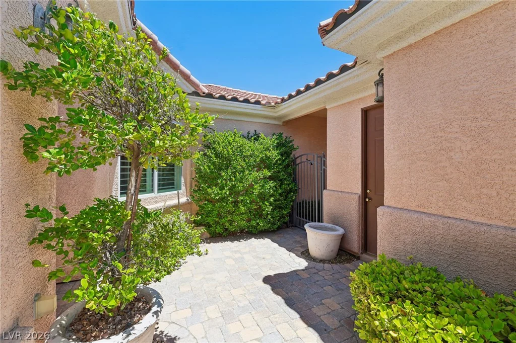 325 Corsicana, Las Vegas, NV 89138