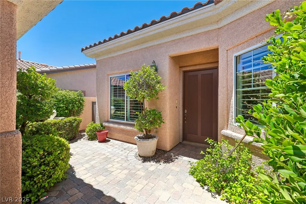 325 Corsicana, Las Vegas, NV 89138
