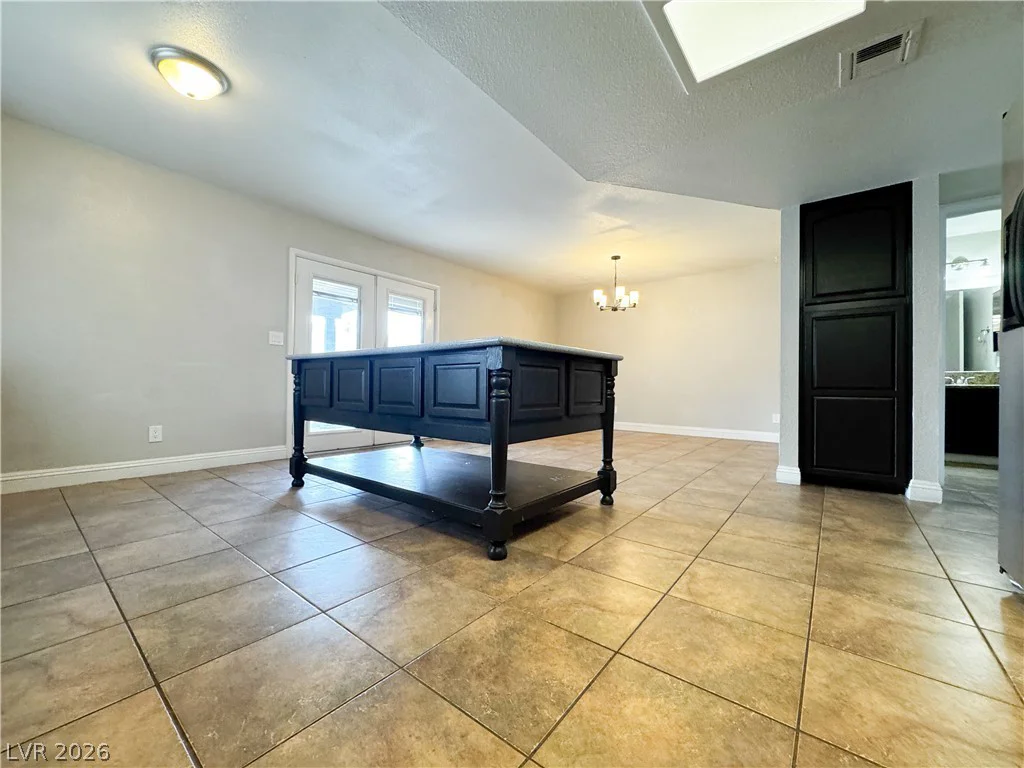 4332 Fox Point, Las Vegas, NV 89108