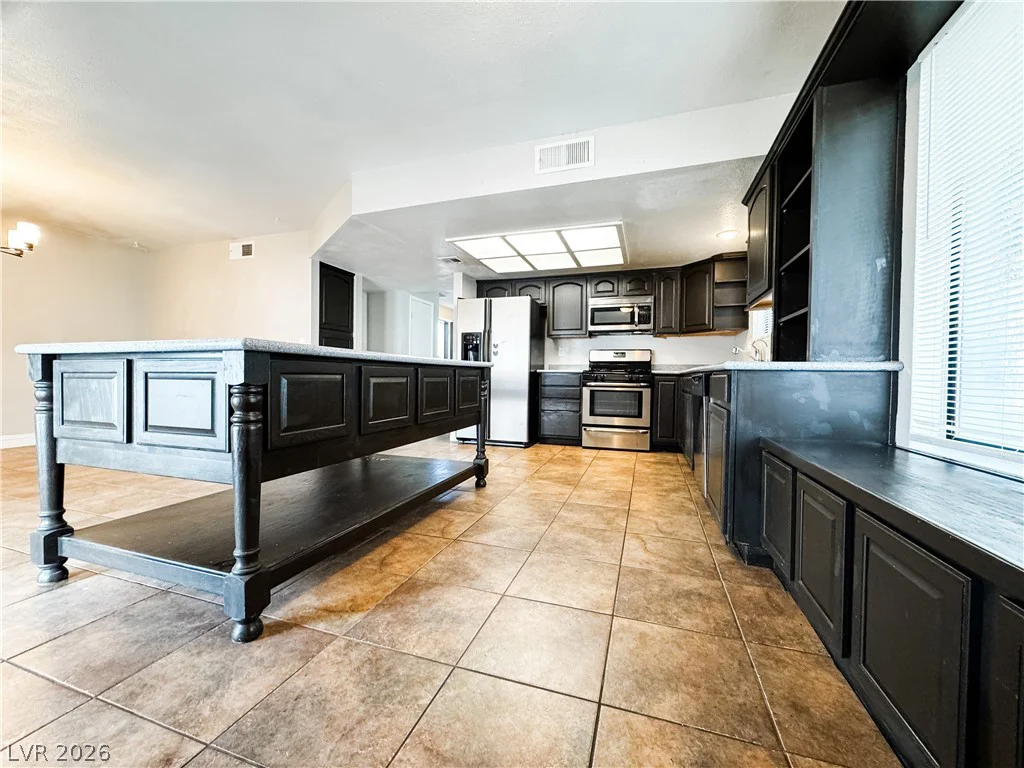 4332 Fox Point, Las Vegas, NV 89108