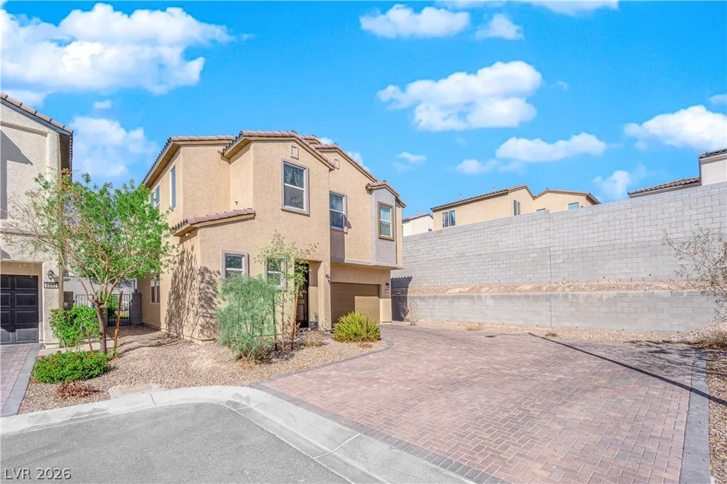 6898 Coral Cloud, Las Vegas, NV 89142