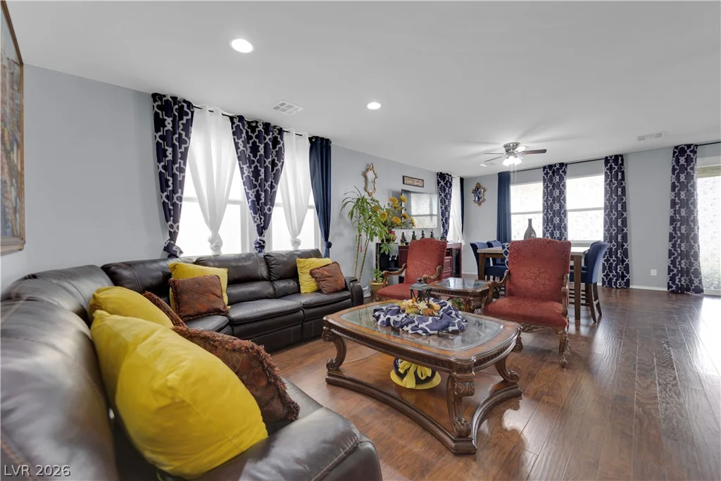 6898 Coral Cloud, Las Vegas, NV 89142