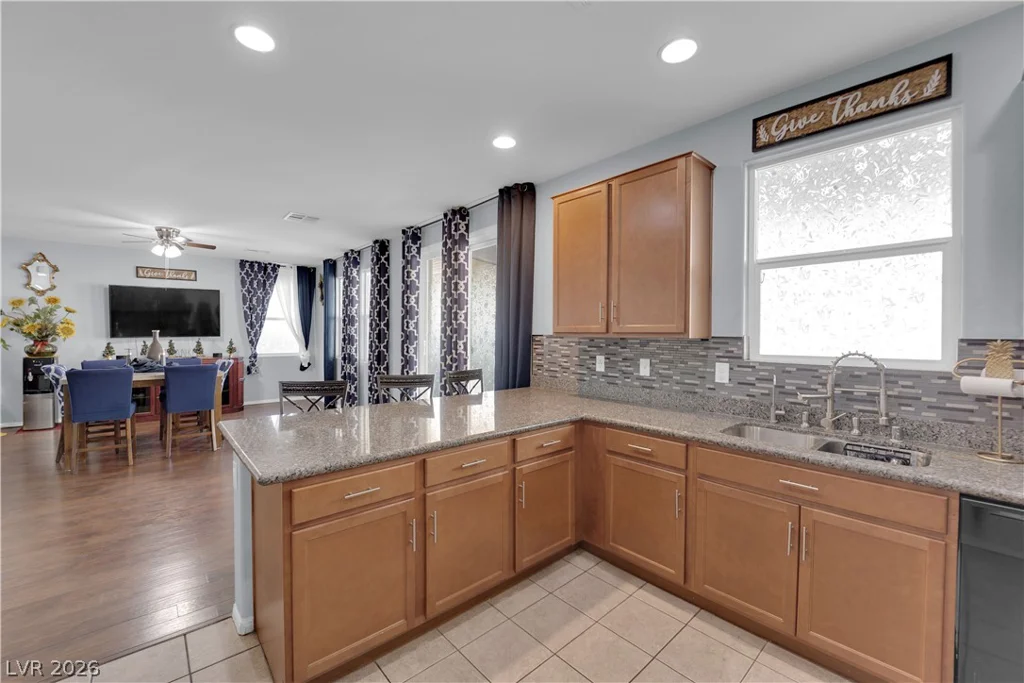 6898 Coral Cloud, Las Vegas, NV 89142