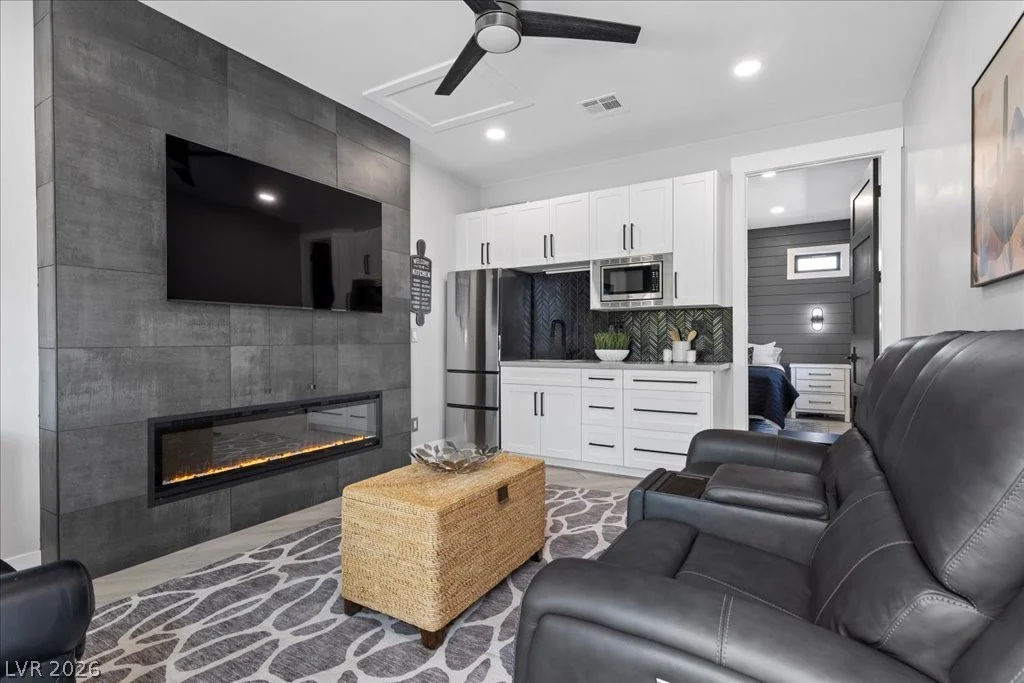 8753 Kendall Brook, Las Vegas, NV 89149