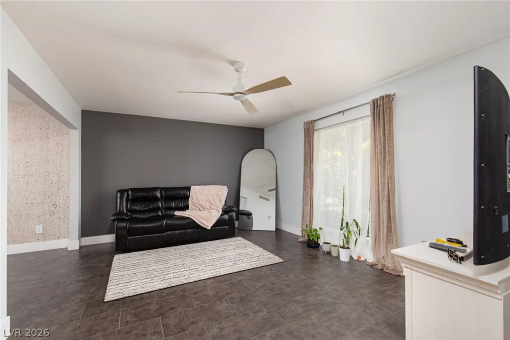 700 Tam O Shanter, Las Vegas, NV 89109