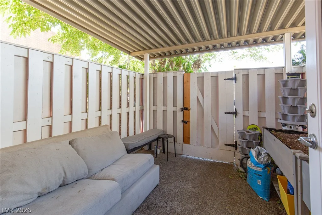 700 Tam O Shanter, Las Vegas, NV 89109