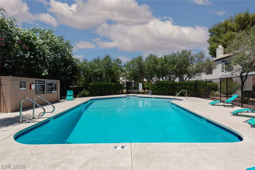 700 Tam O Shanter, Las Vegas, NV 89109