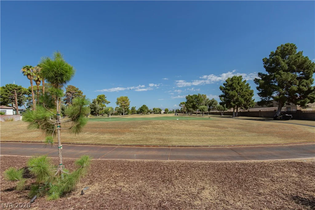 700 Tam O Shanter, Las Vegas, NV 89109